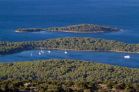 Hiking tours on Hvar Island in Dalmatia, discover you nice sceneries and true colors