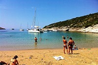 Porat bay beach, restaurant Kod Jakse, Bisevo, Croatia